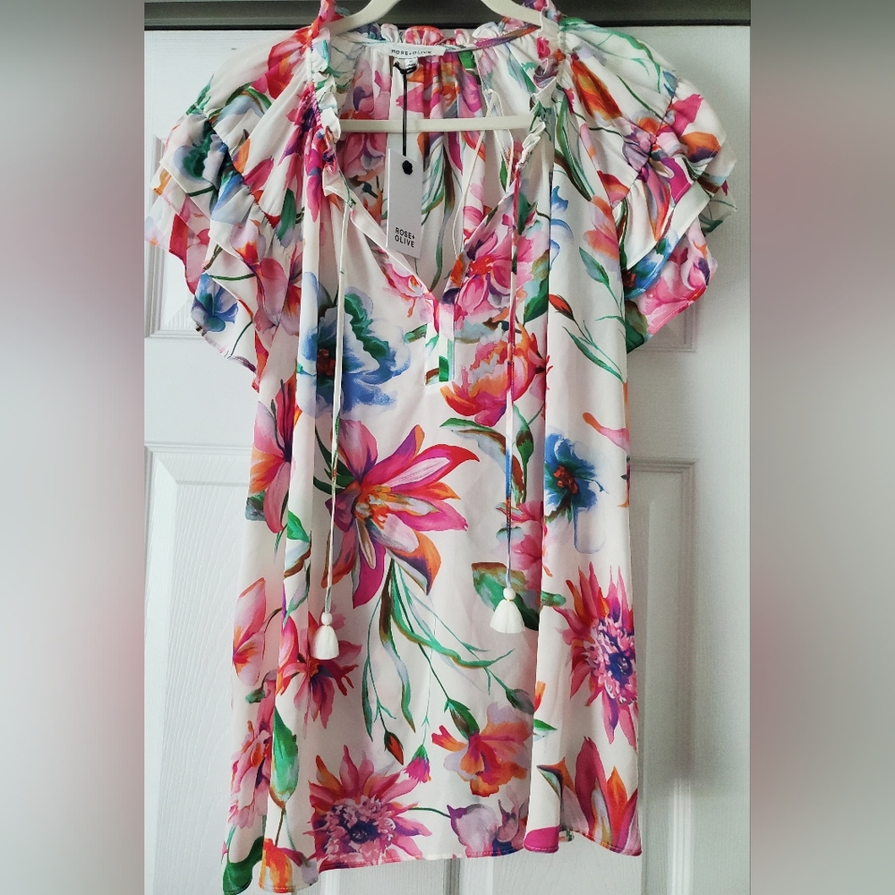 Rose & Olive White and Pink Ruffled Blouse